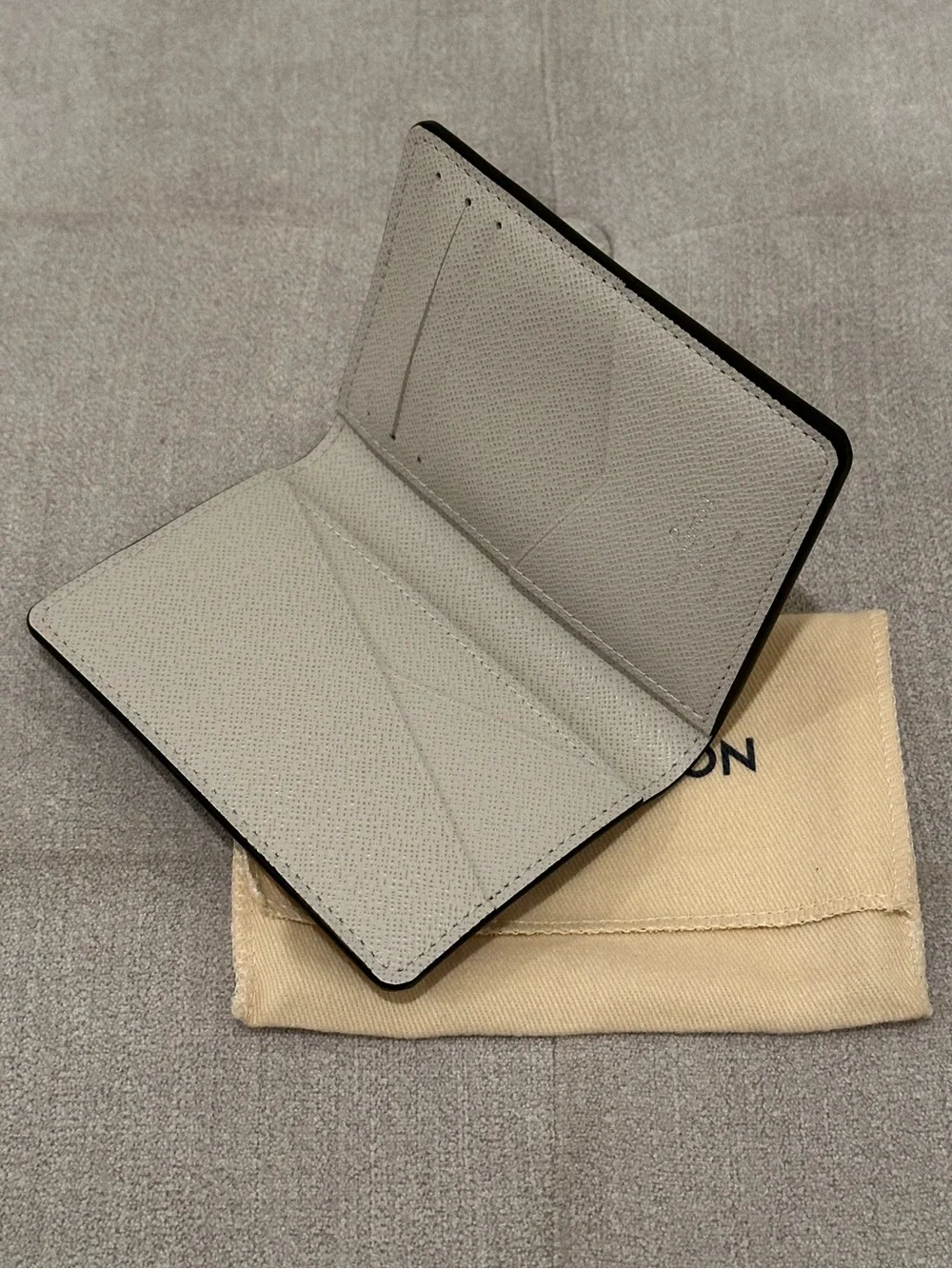 Louis Vuitton Taigarama Pocket Organizer